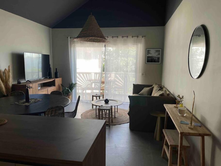 Oligaia Orient Bay Apartment Quarter of Orleans Ngoại thất bức ảnh